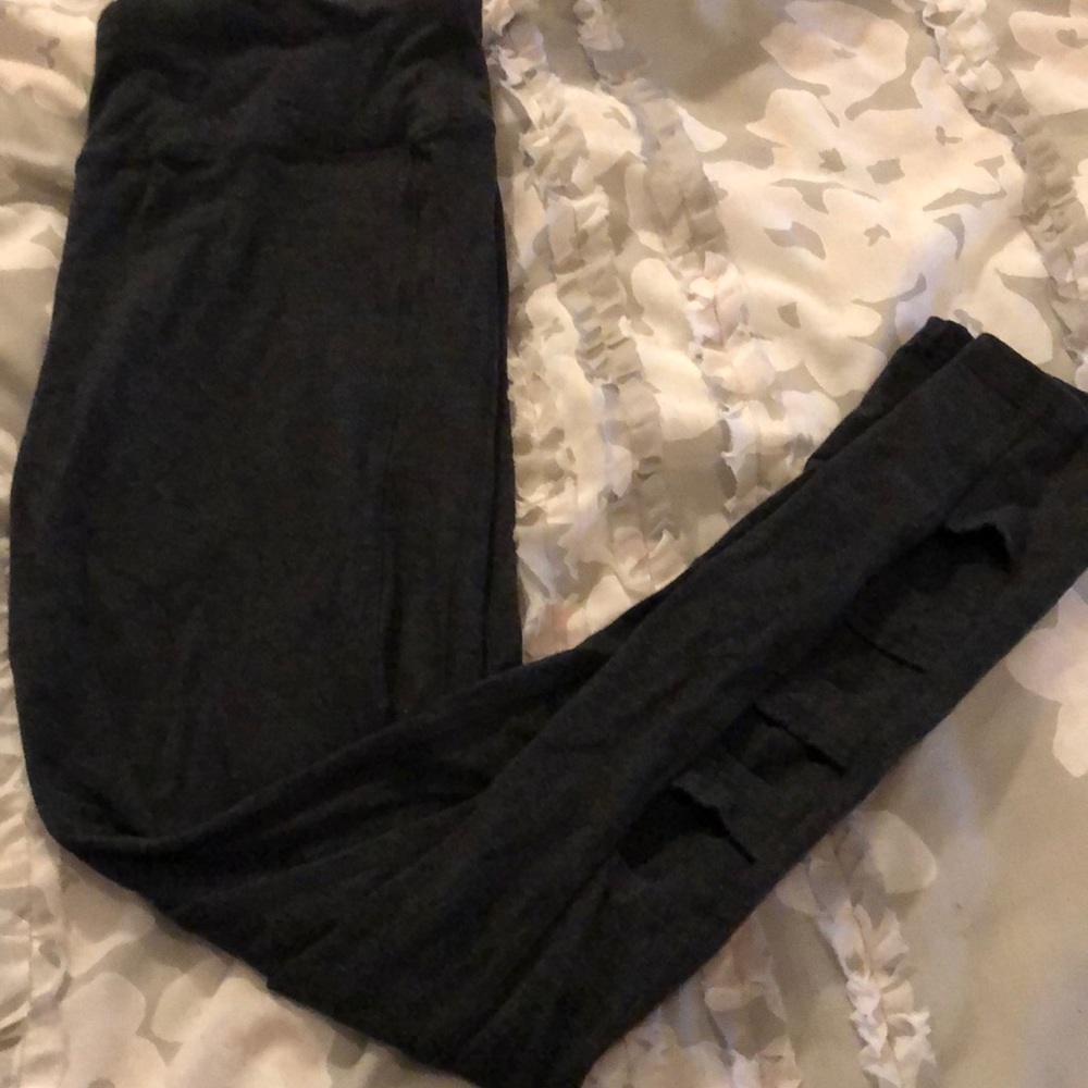 Grey leggings